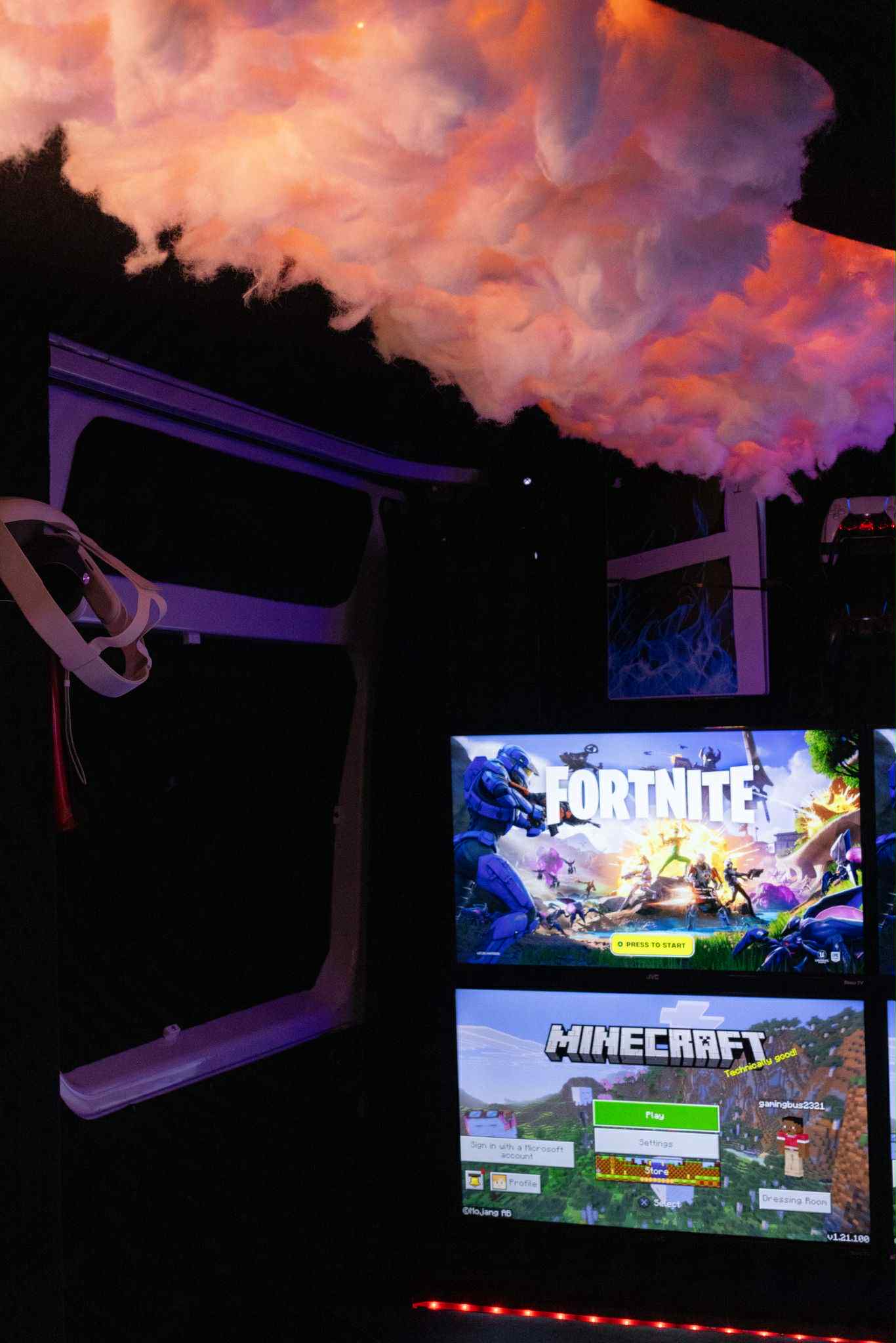 0253d6dd 77f9 451b a099 f3be0a30a071