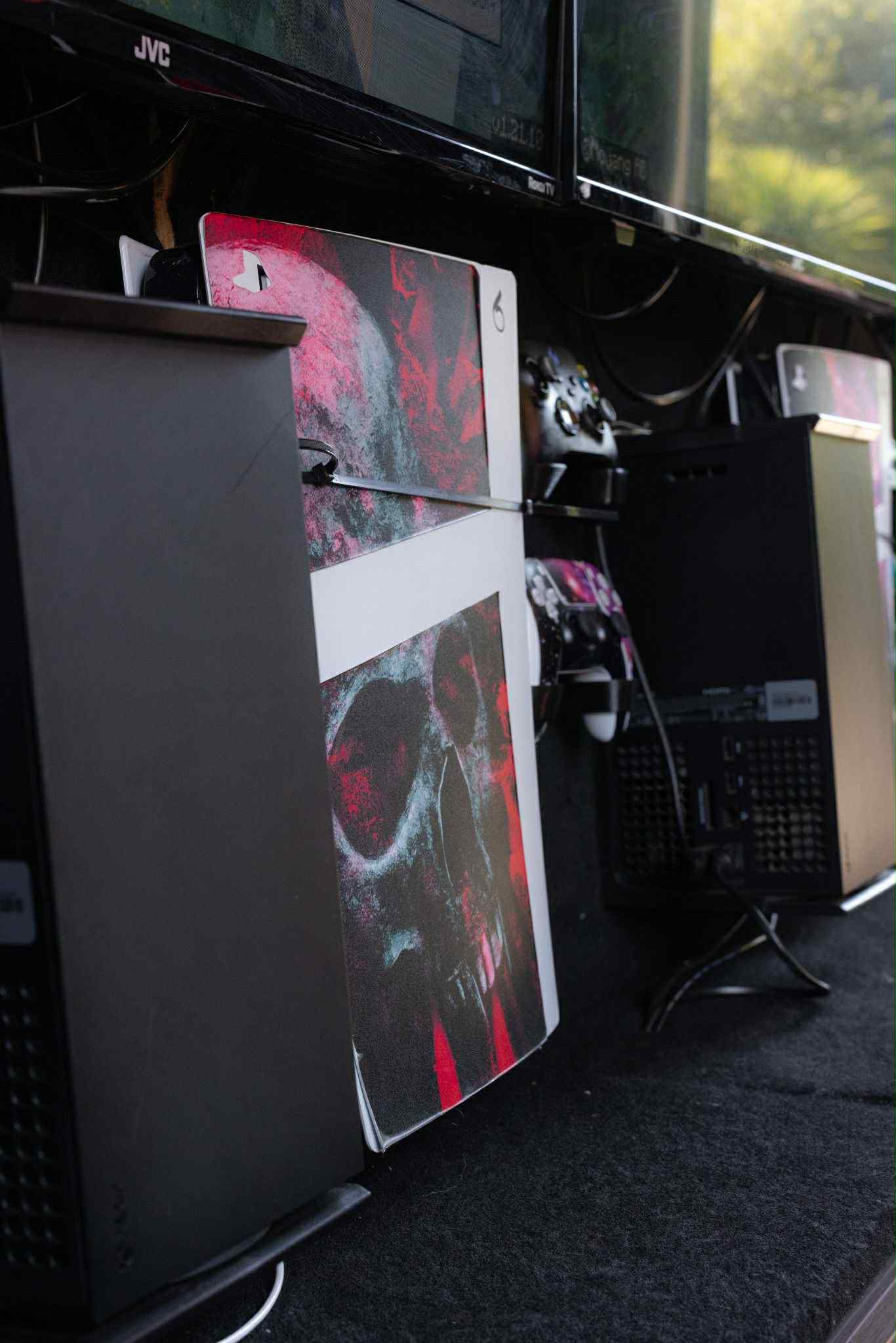 9e055c7b 3d22 4b4a 9678 7cbe65d0a607